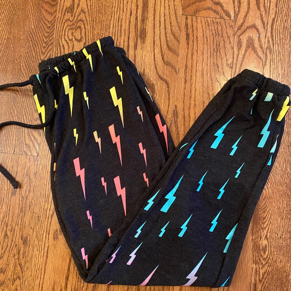 Chaser lightweight joggers. Lightning bolts. Sz Small. Cute!!